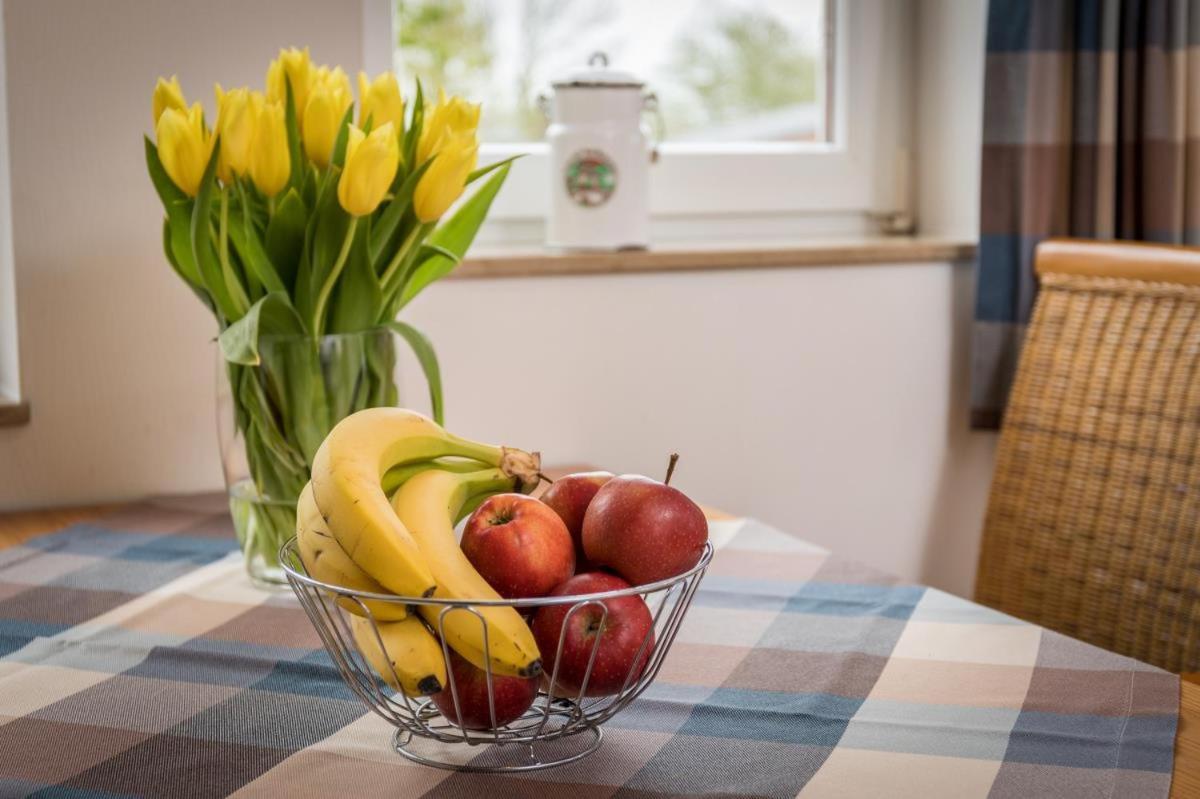 Friesenhof Janssen - Urlaub Auf Dem Bauernhof Apartment Neuharlingersiel Luaran gambar