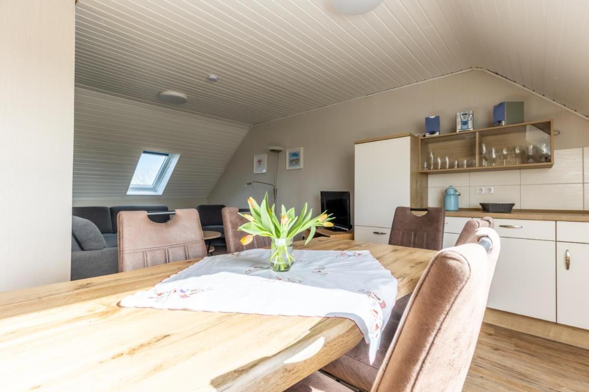 Friesenhof Janssen - Urlaub Auf Dem Bauernhof Apartment Neuharlingersiel Luaran gambar